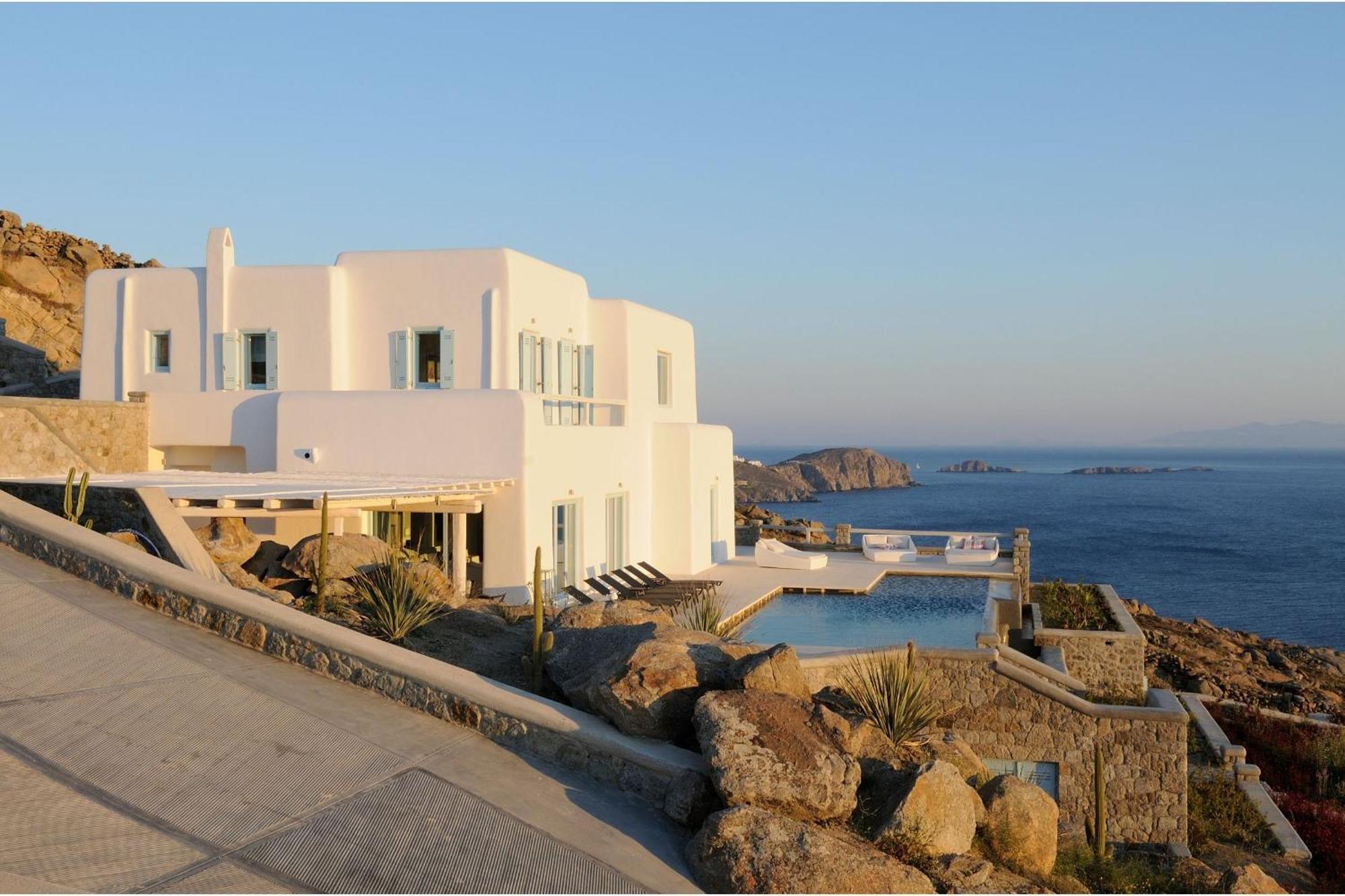 Stunning Mykonos 7 Bedrooms Rosella Private Pool Modern Interiors Pouli Villa
